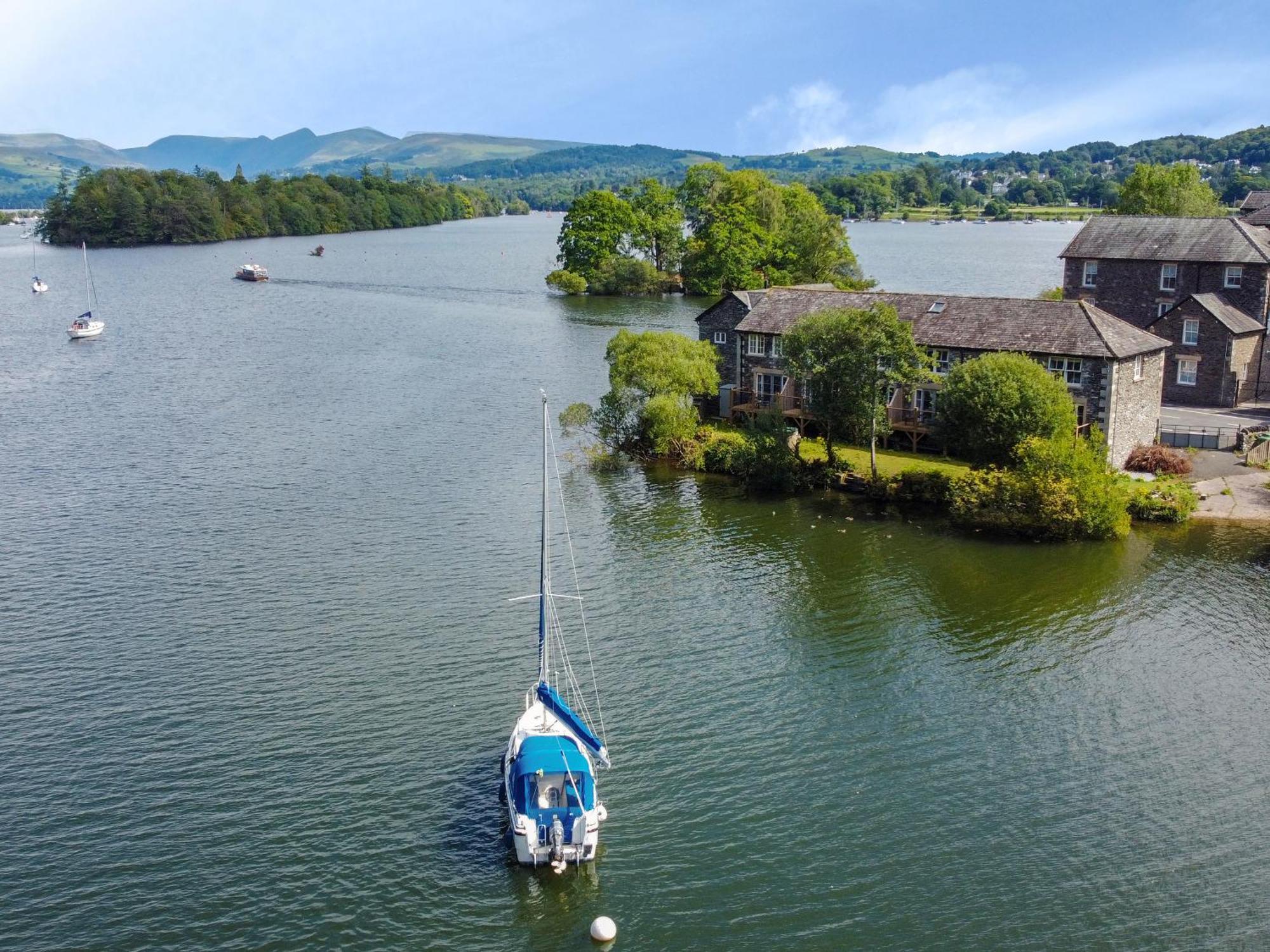 Macan Ambleside Dış mekan fotoğraf
